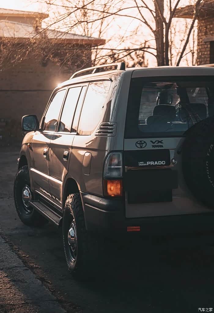 经典复古或情怀车型现在还吃香吗丰田普拉多j95梦回70年代