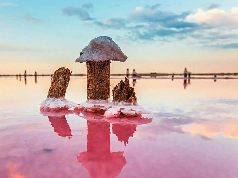 克里米亚的锡瓦什湖!神奇的湖面,好美!