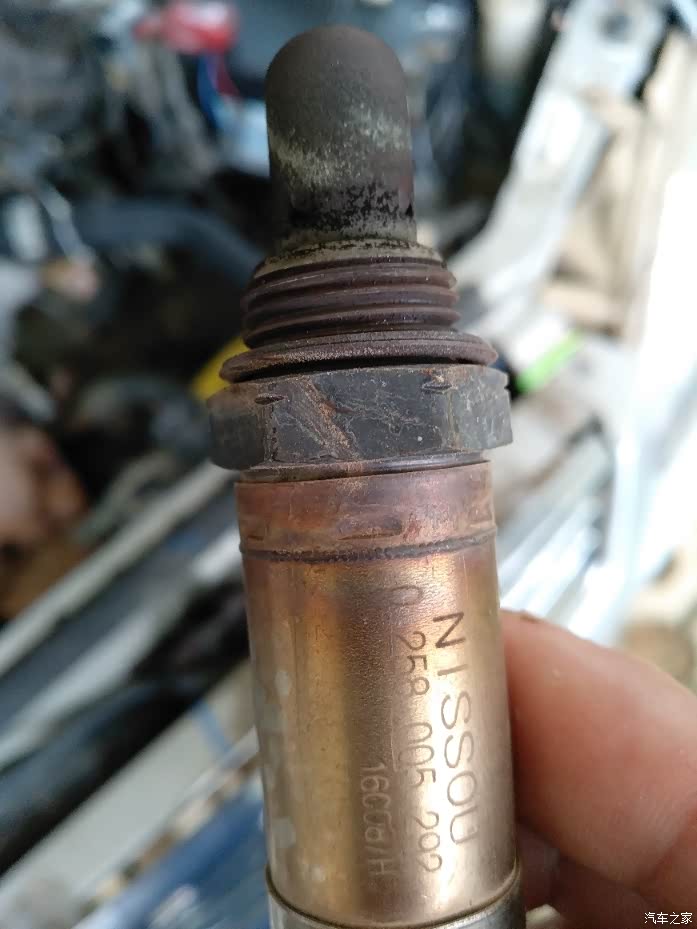 氧传感器问题,帮忙看看这个颜色是什么问题,洗洗还能用吗