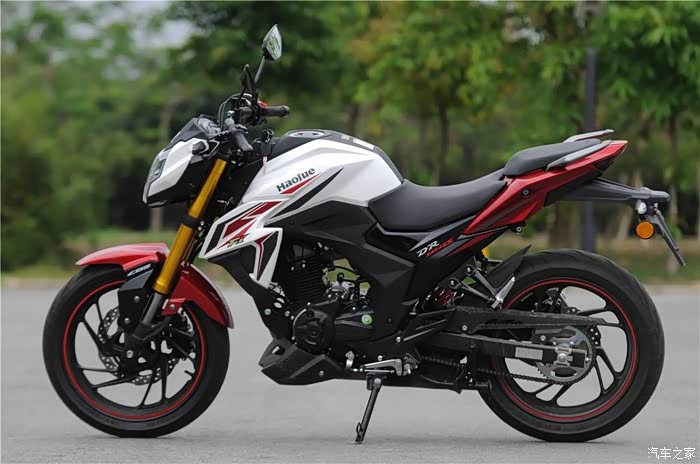 问大家一个问题,豪爵dk150r咋样啊?