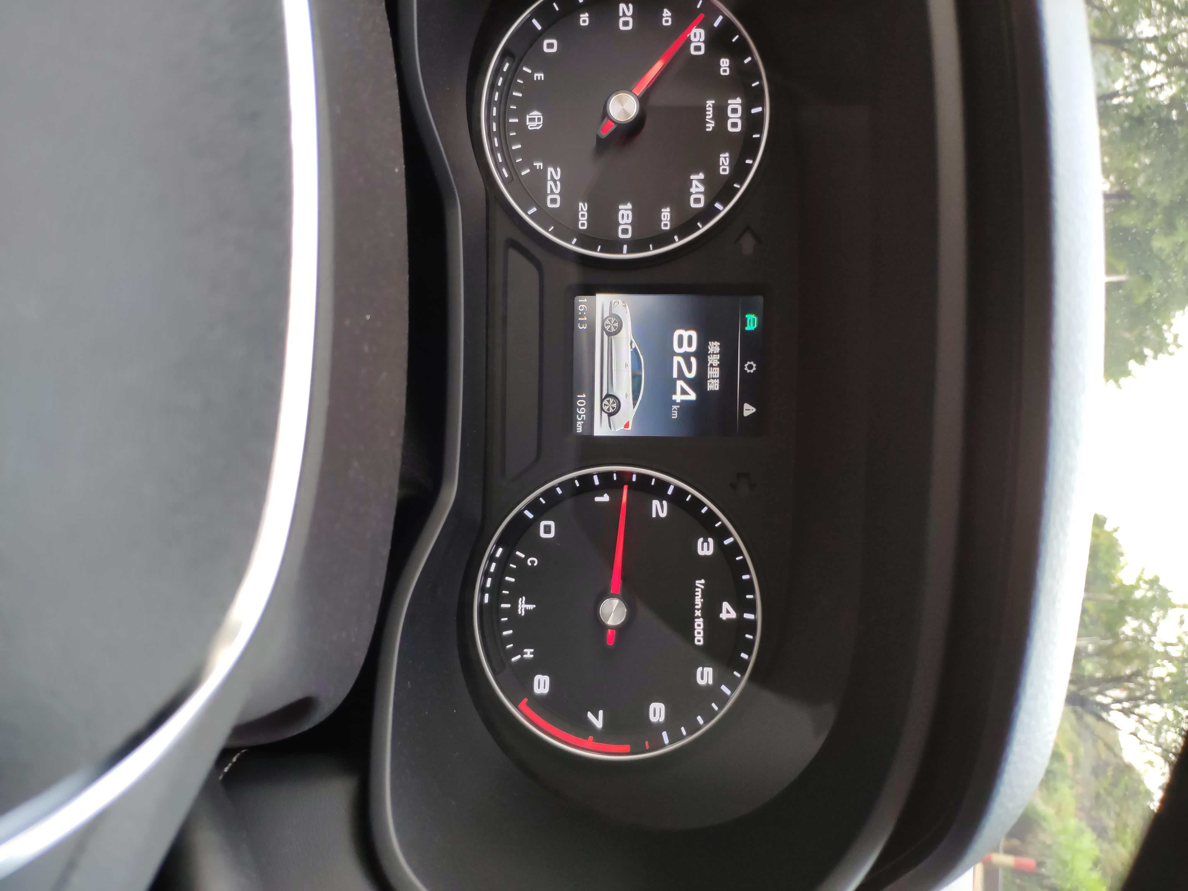 【图】台车油耗不错,希望不是欢乐表_荣威i5论坛_汽车之家论坛