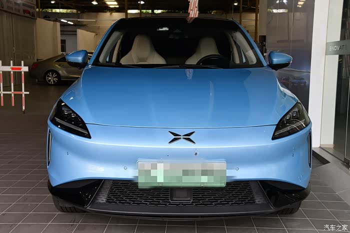 蓝色优雅之美是小鹏g3的格调