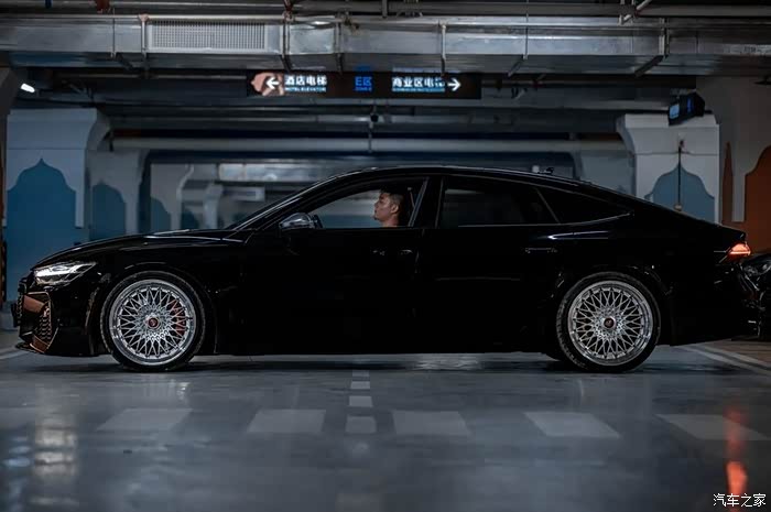 改装案例丨奥迪a7改装黑武士