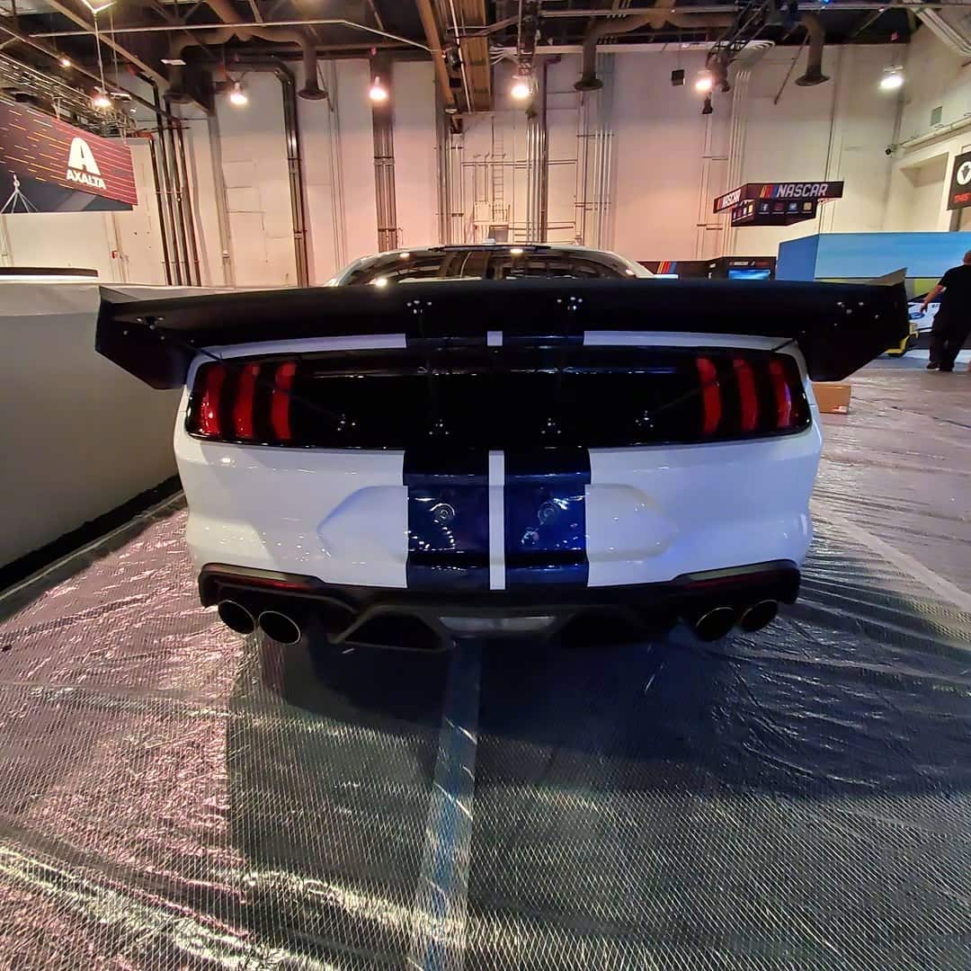 谢尔比shelby gt500,这匹野马超级猛.