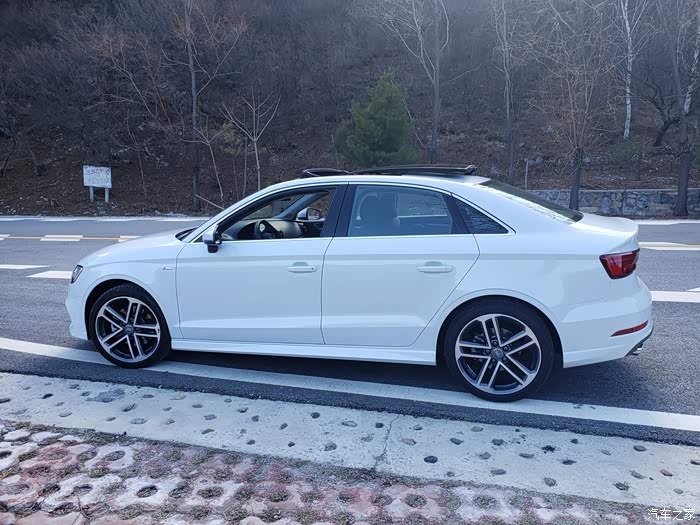 【图】2020款两厢40运动季风灰,全国没车了!_奥迪a3论坛_汽车之家论坛