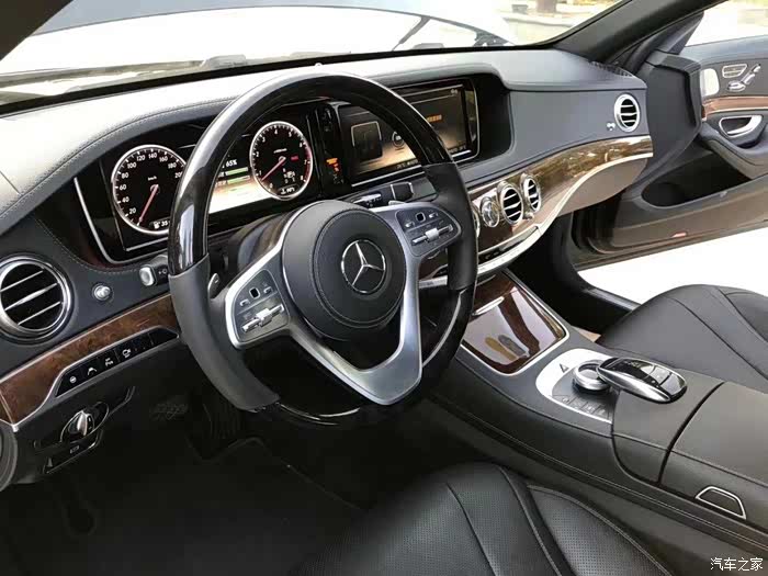 2020款奔驰s500实拍图分享