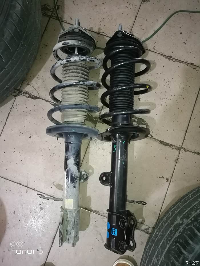 19款虎8更换万都减震器续