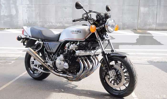 每月一车来自1978年的直列六缸cbx1000