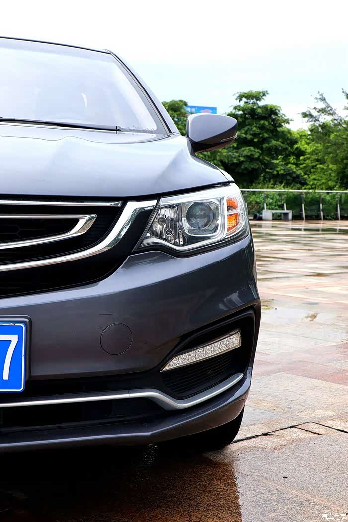 喧闹的世界,请给予我和远景一份宁静