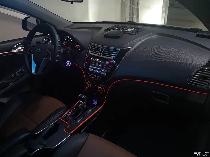 13款瑞纳内饰改装档位控制台加高