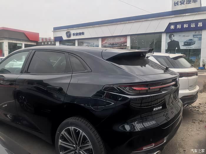 黑武士彰显unik霸气