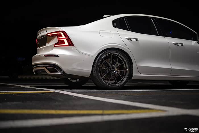 【图】车是男孩子永远的玩具—— s60 t8 改装分享_沃尔沃s60论坛