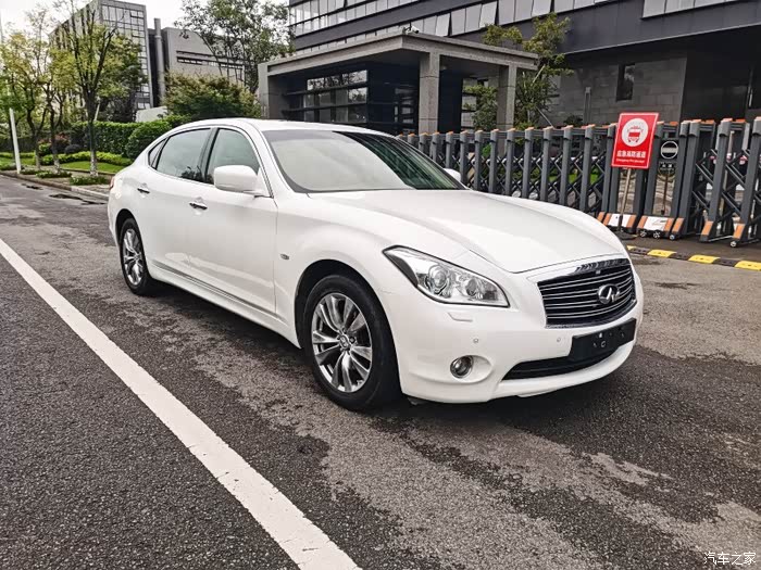 最近打算收12 13年 的英菲尼迪m25l 太少了