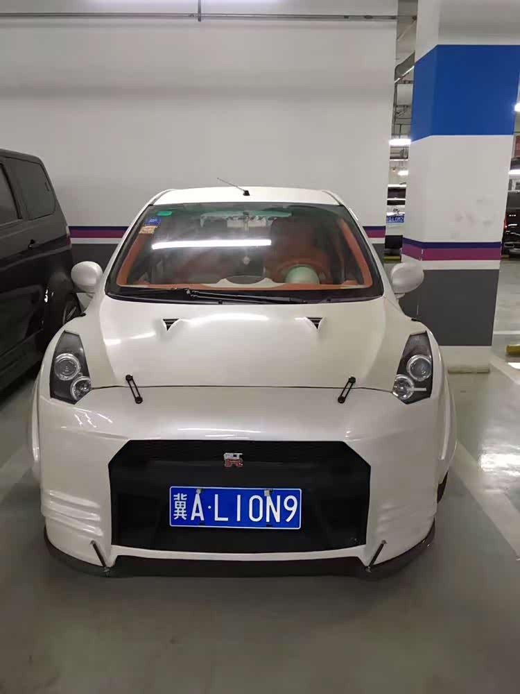 【图】超市地库碰到的爆改f0,大家看看帅不帅_比亚迪f0论坛_汽车之家