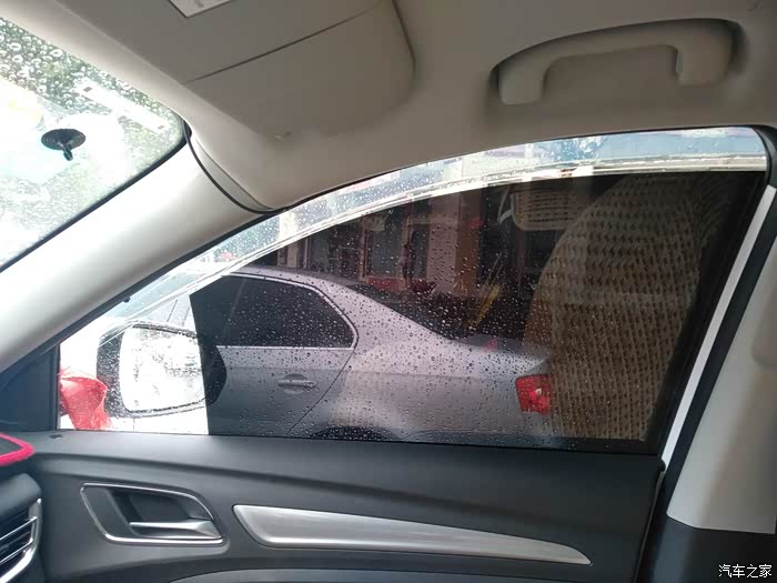 太黑的车膜晚上是不是比较模糊?