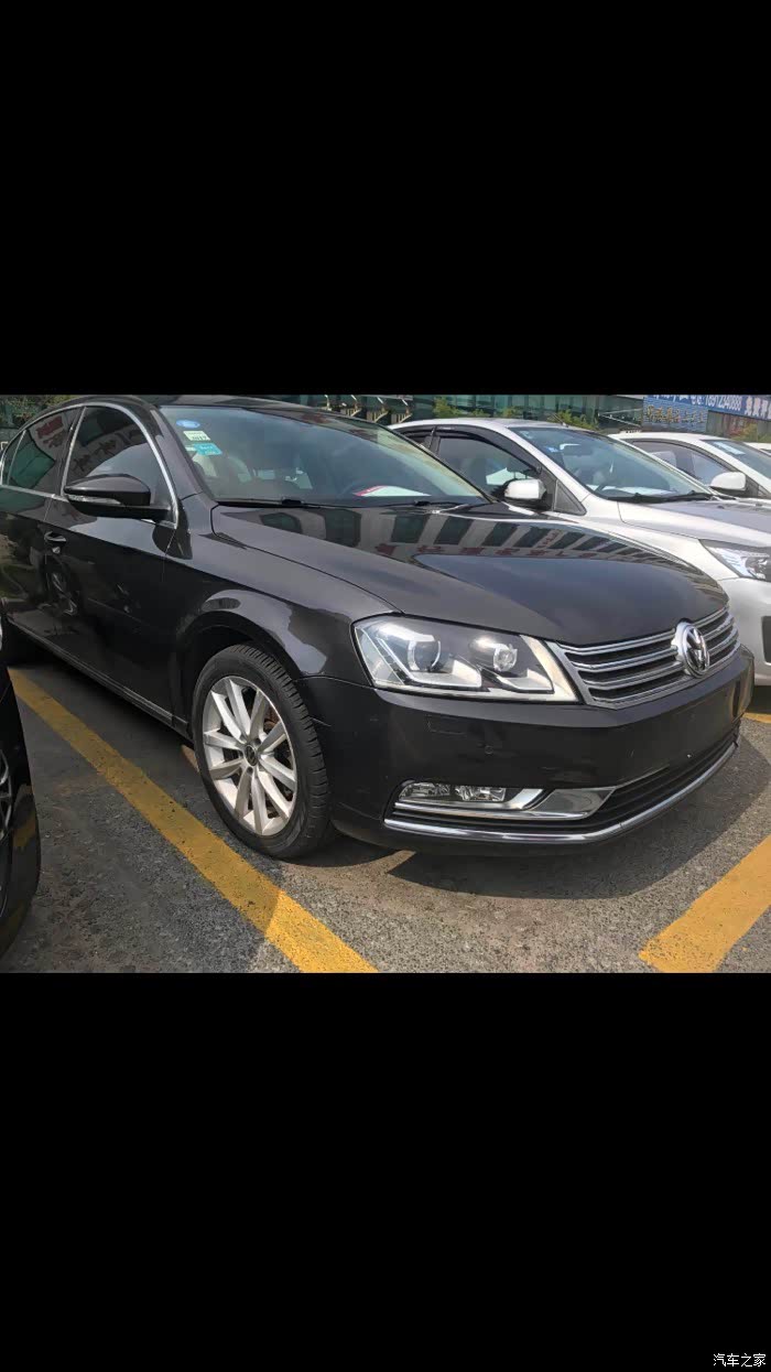 买个二手的迈腾值得不12款2.0高配的12万