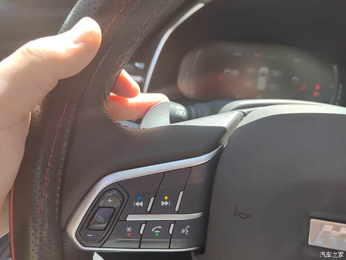 国潮哈弗h6的换挡拨片你会使用吗