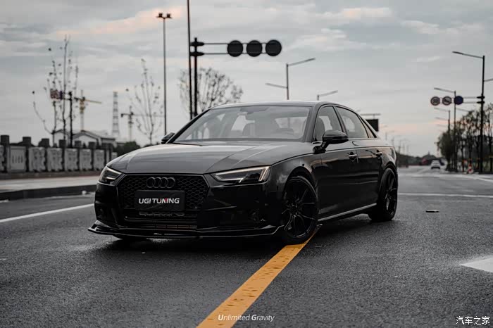 奥迪a4lb9黑武士更新