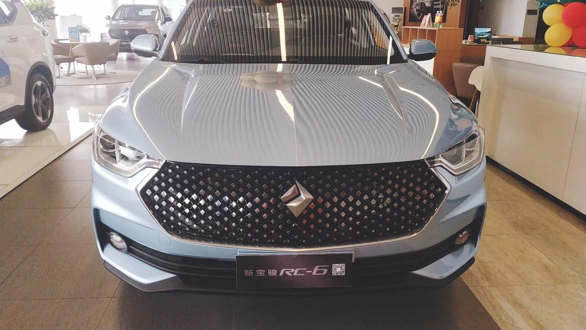 宝骏rc6,宝骏的首款轿跑车型.