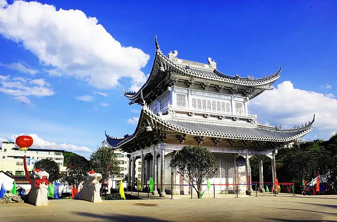 中国第一银楼,在湖南省的永兴,被称为中国银都