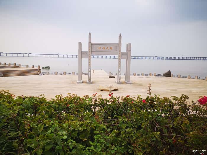 景点长廊的尽头固戍码头