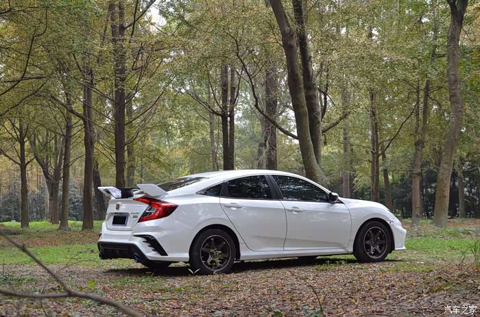 思域yoferfc450大包围全国首台实车成都装车