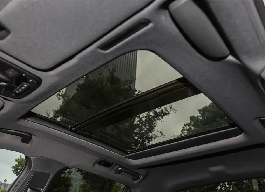 黑色武士之领克03