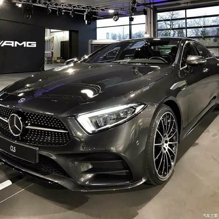 新款cls300豪华石墨灰提车作业