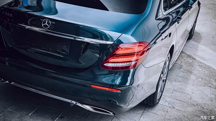 【图】英伦绅士 | 奔驰e改色暗夜英国绿_奔驰e级论坛_汽车之家论坛