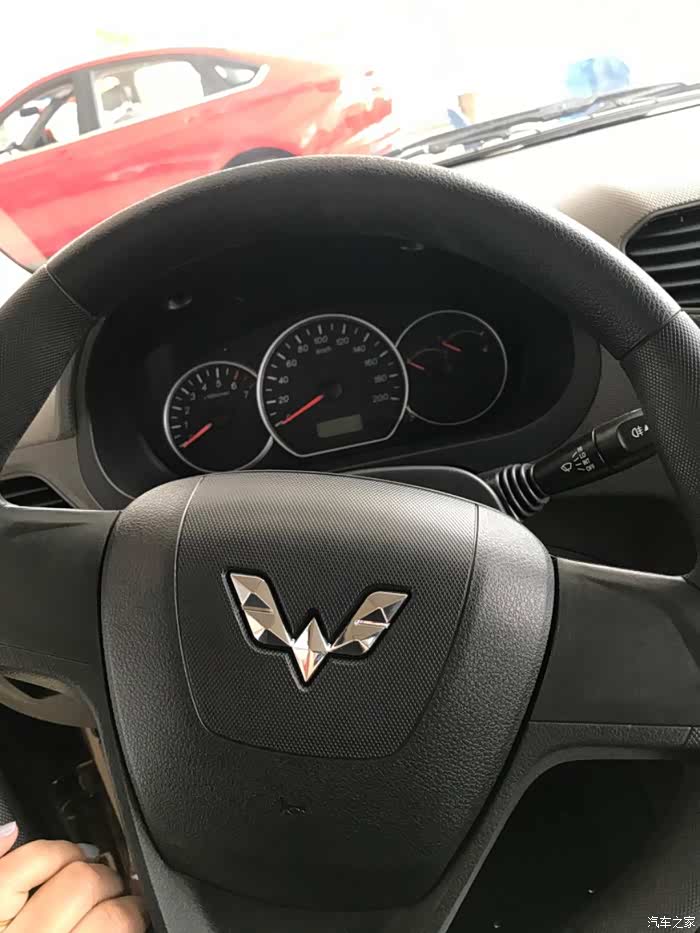 神车还是那个神车,五菱宏光s一直在啊