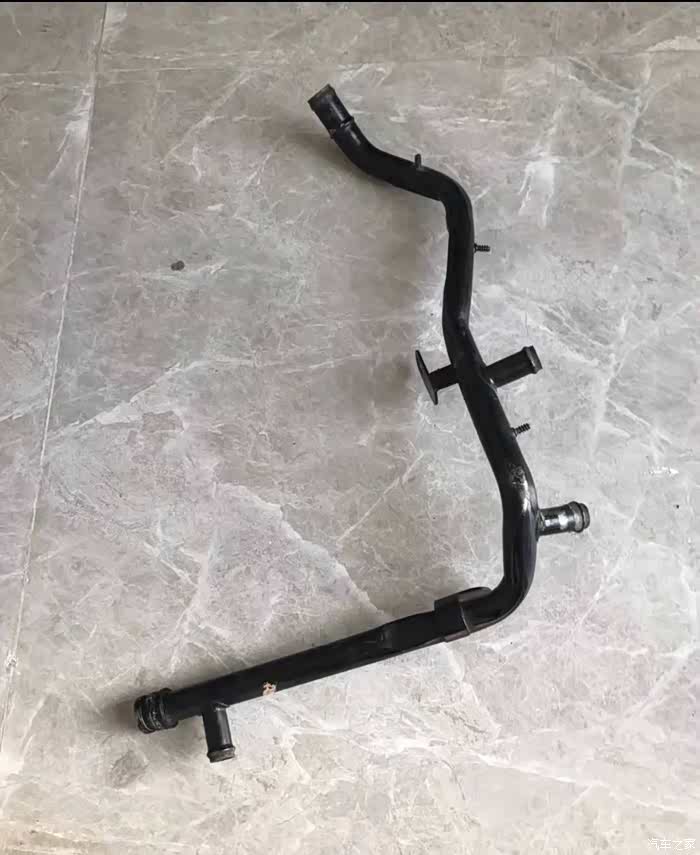 如何更换铁水管