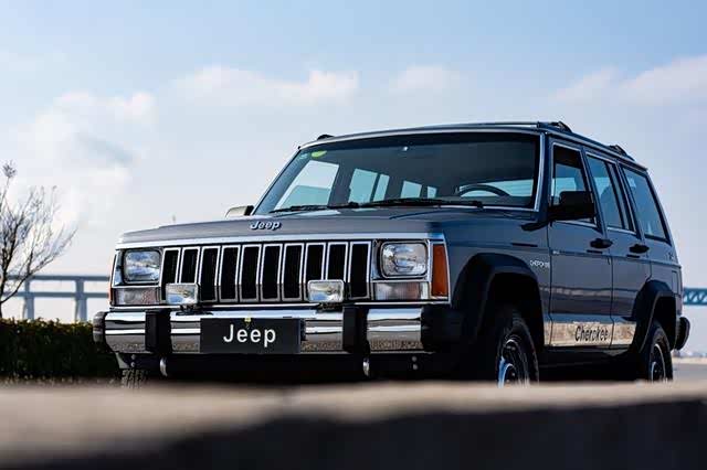 一生信仰切诺基经典老车