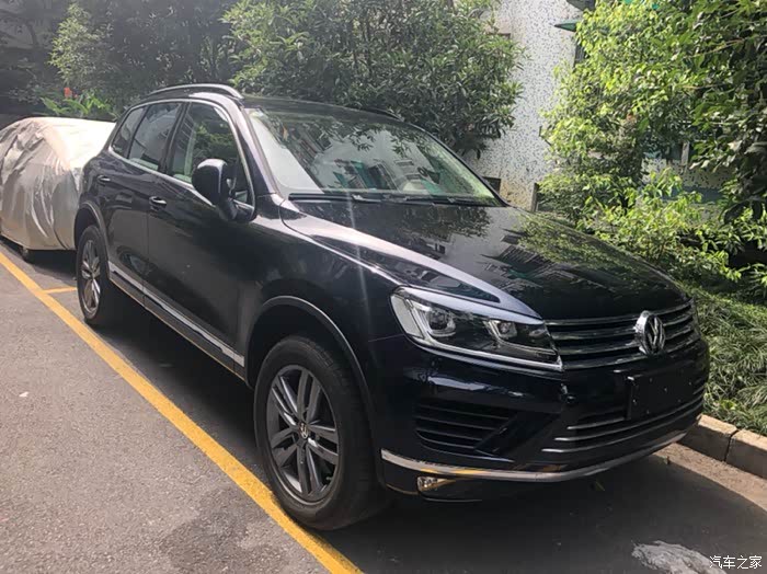 【图】入手皓夜蓝,其实就是黑的…_途锐论坛_汽车之家论坛