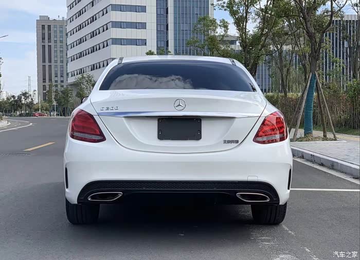 奔驰c200运动版