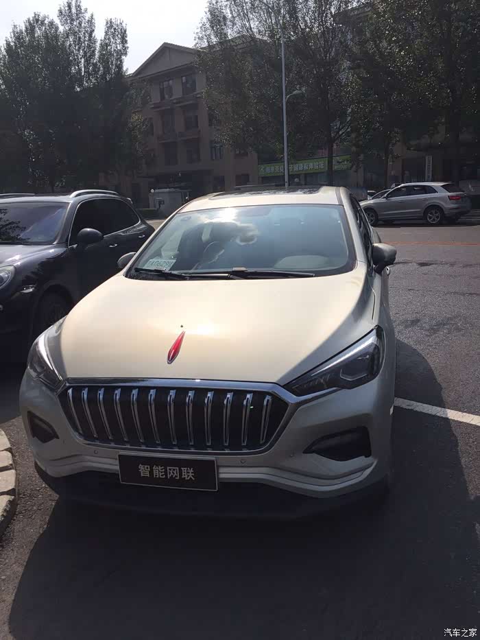 【图】早市偶遇ehs3_红旗hs5论坛_汽车之家论坛