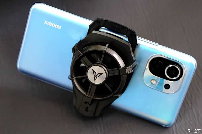 为啥买飞智蜂翼2pro