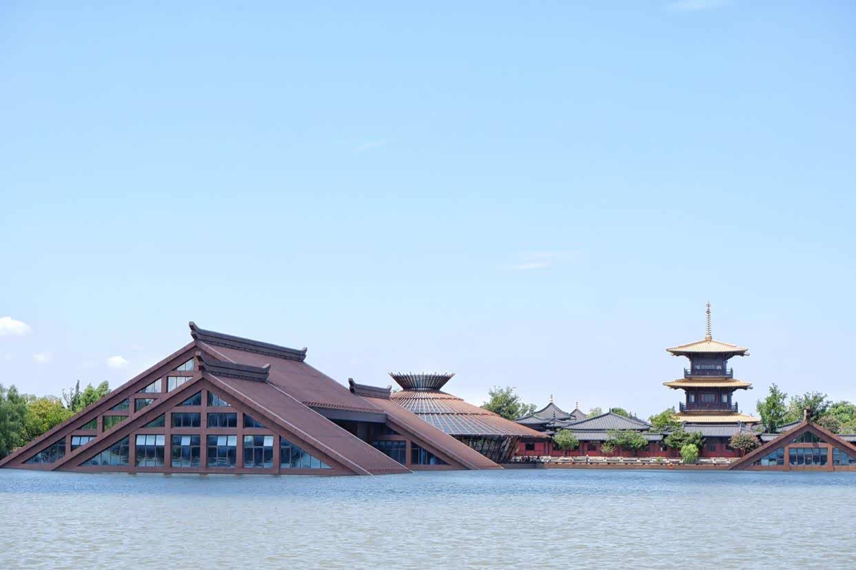 上海第一个水下博物馆一座中西结合的水上宫殿