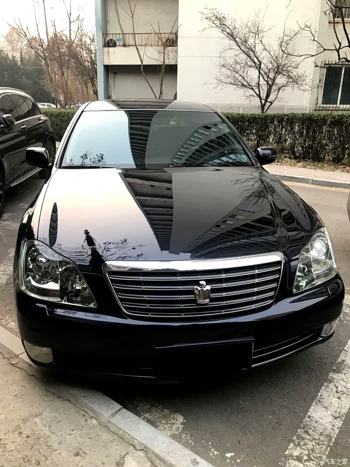 看看我的12代丰田皇冠灯光升级方案