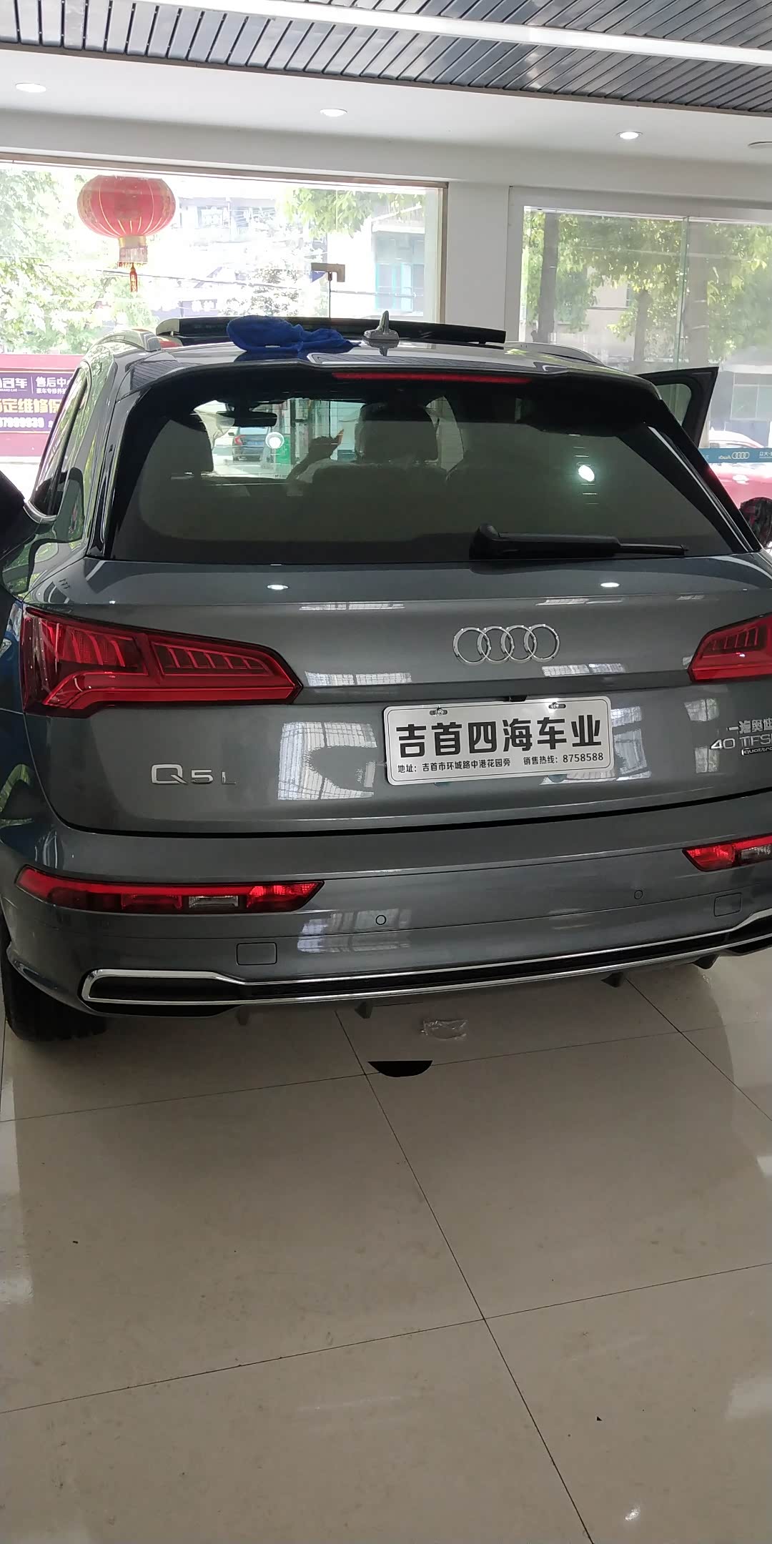 奥迪q5l冷门颜色季风灰