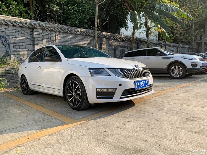 19款明锐改rs版前杠