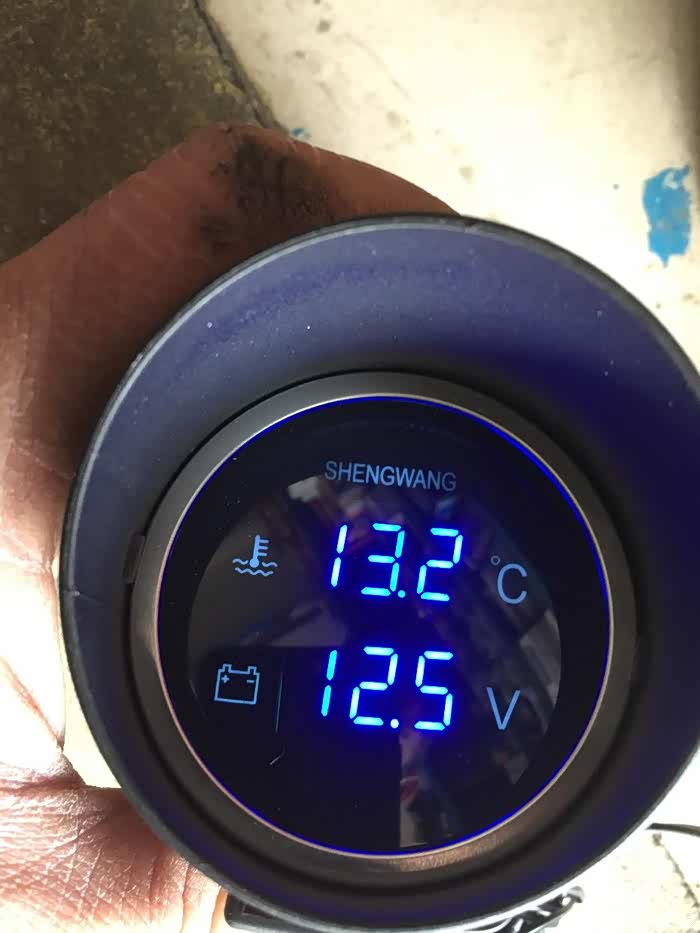 加装电子水温表