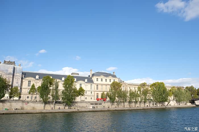 带着小途游欧洲法国巴黎塞纳河畔左岸