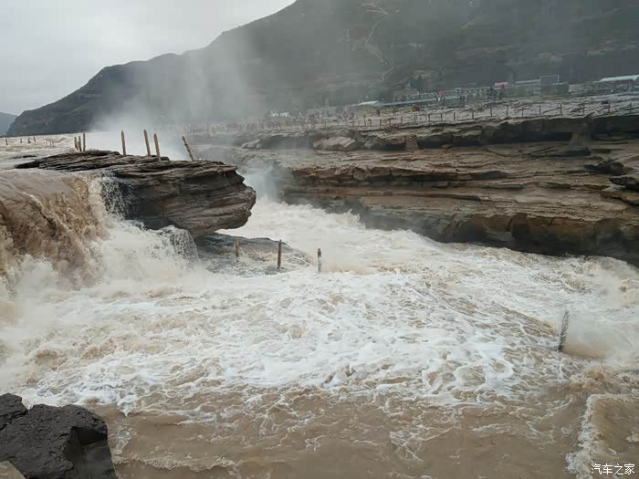 大河奔流腾冲起一汽奔腾2019品牌之夜