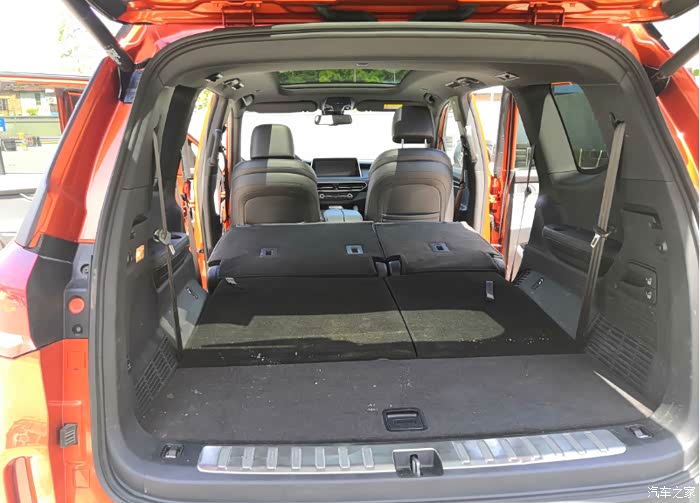 今天参加了上汽大通d90pro的试驾跟大家分享一下