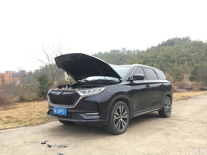 【图】自己动手~改装x7引擎盖液压撑杆_长安欧尚x7论坛_汽车之家论坛