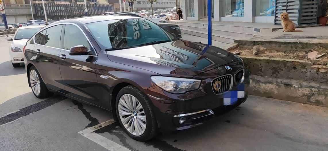 宝马528igt豪华版两面用车感受