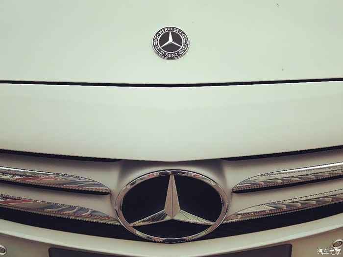 再来张奔驰大标