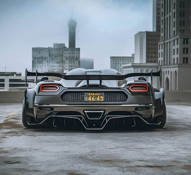 改装的宽体科尼赛克agerars