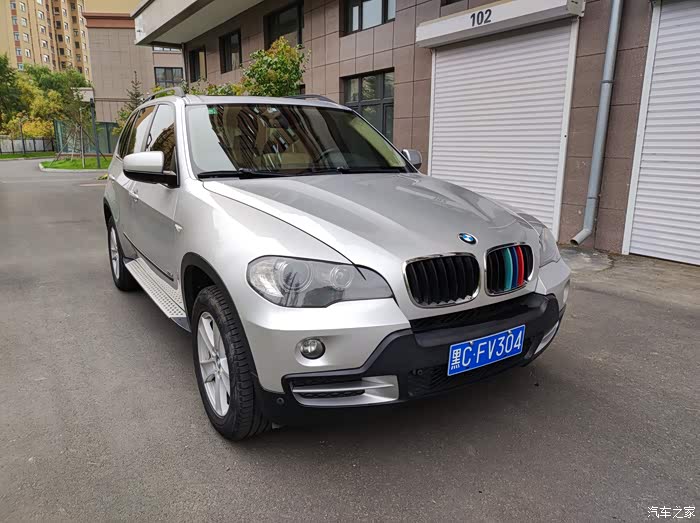 出售07年宝马x5电子档的全车原漆成色极品