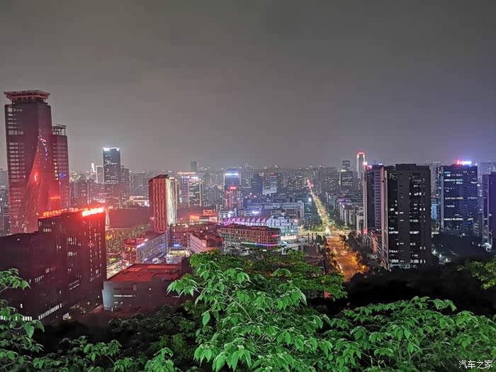 沃们一起夜游照母山国家森林公园